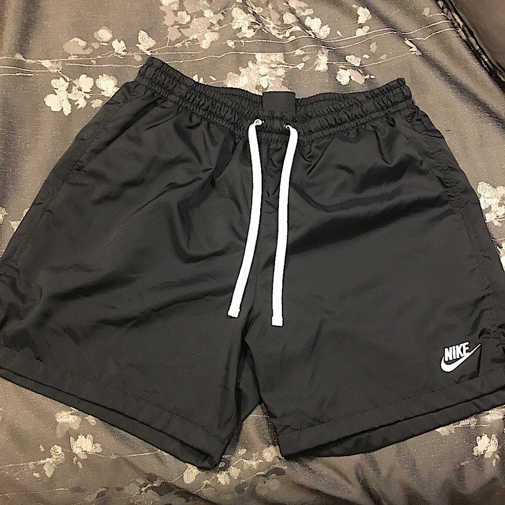 Nike Mens Medium Black Exercise/Basketball Shorts
